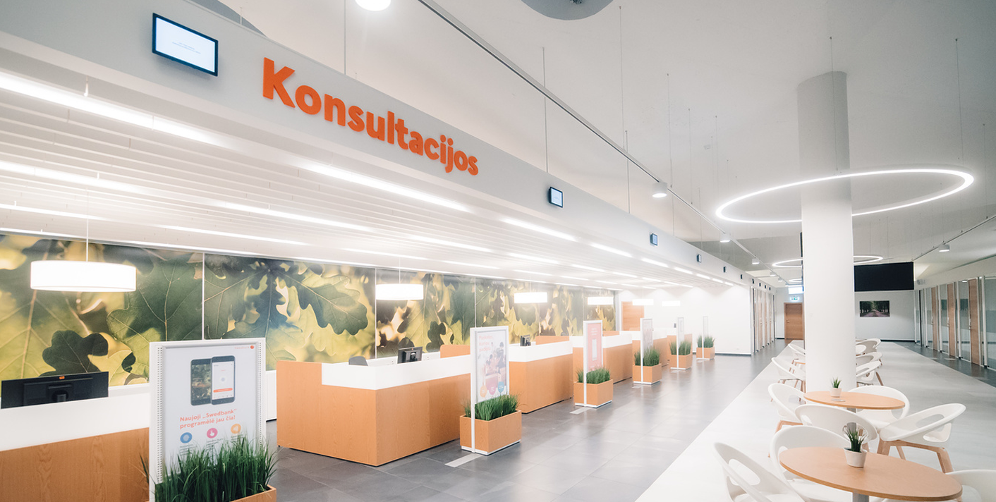 „Swedbank“ į padalinių tinklo atnaujinimą investavo 3,5 mln. eurų