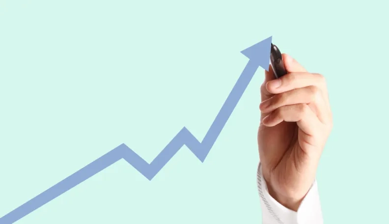 Liepos pabaigoje investuotojų dėmesį patraukė taurieji metalai