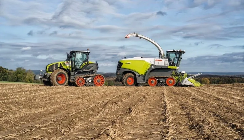   „Swedbank“ finansuos „Baltic Agro Machinery“ klientų techniką  