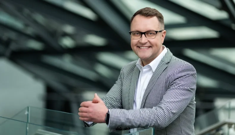 Audros, kruša ir nuvirtę griliai: kaip vasarą apsaugoti savo namus bei turtą?