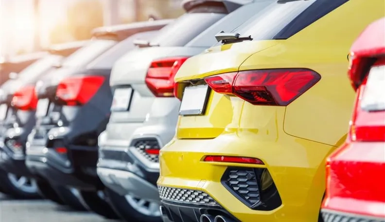 „Swedbank“ duomenimis, Lietuvoje įsigyjama vis daugiau naujų automobilių