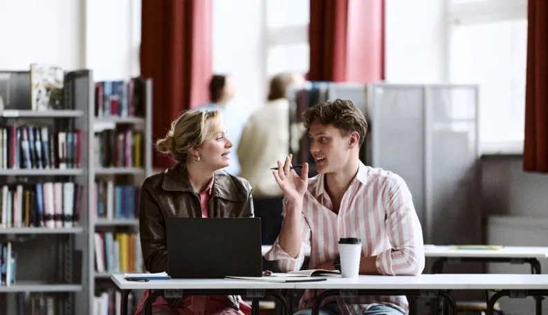 Tarp finansinės realybės ir socialinio spaudimo: su kokiais iššūkiais susiduria šalies jaunimas