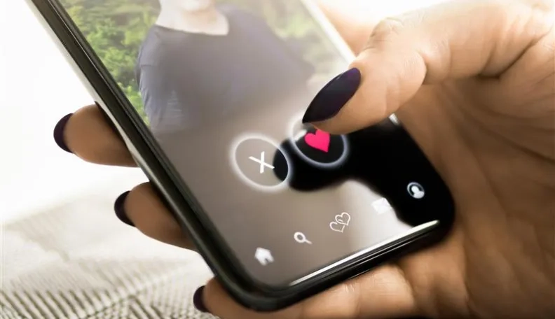 Meilės dienai artėjant: romantinis sukčiavimas išlieka vienu pavojingiausių sukčiavimo būdų Lietuvoje