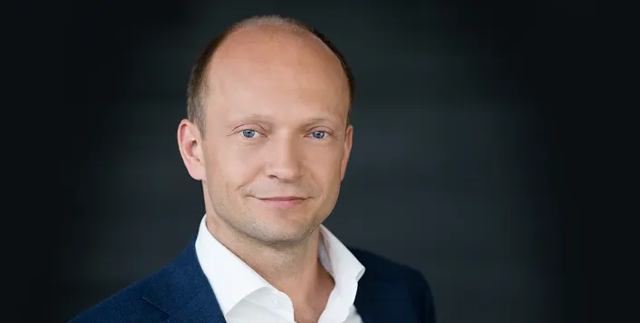 Ar pasauliui reikia dar pigesnių pinigų?