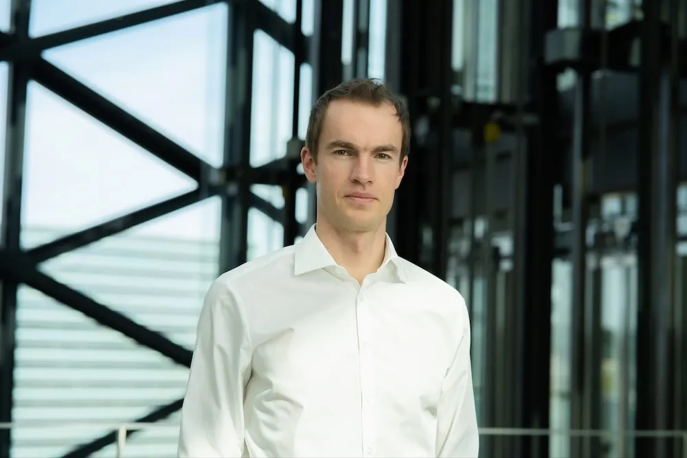 Kokius signalus investuotojams siunčia metiniai įmonių rezultatai?