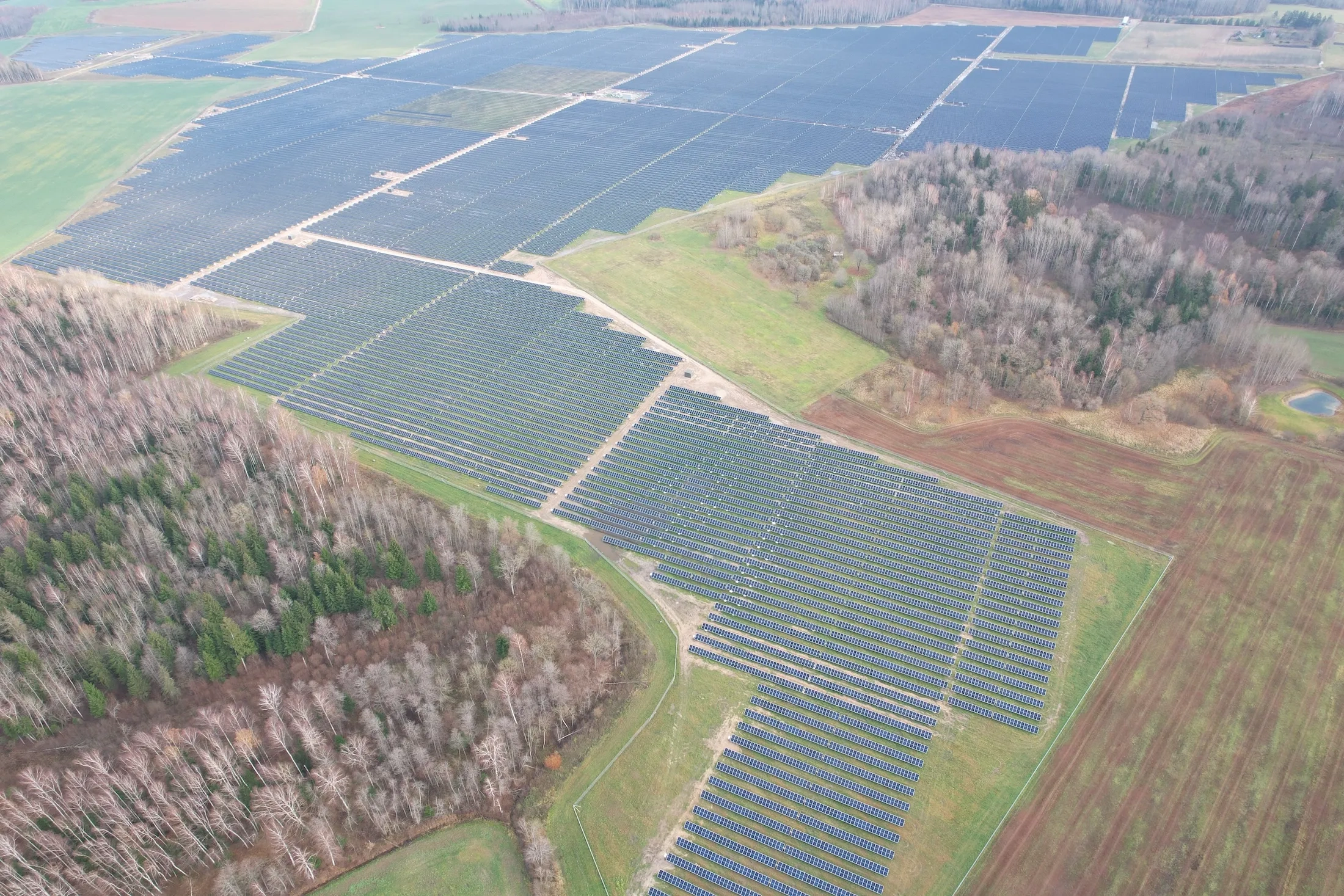 „Swedbank“ ir SEB suteikė 145 mln. eurų finansavimą „European Energy“ žaliosios energetikos projektams